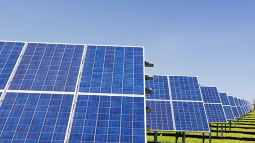استفاده از نیروی خورشید: راهنمای جامع پنل های خورشیدی