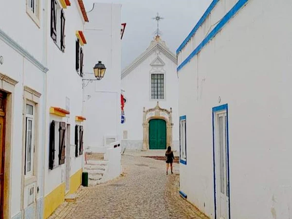 Alte: uma das mais típicas e bonitas aldeias do Algarve