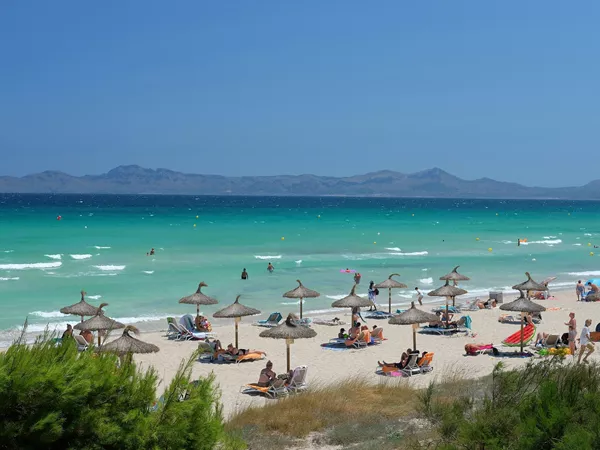 Obcokrajowiec na Majorce: słońce, plaża i zamieszanie